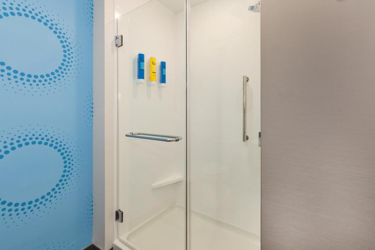 ホテル Tru By Hilton Comstock Park Grand Rapids, Mi エクステリア 写真